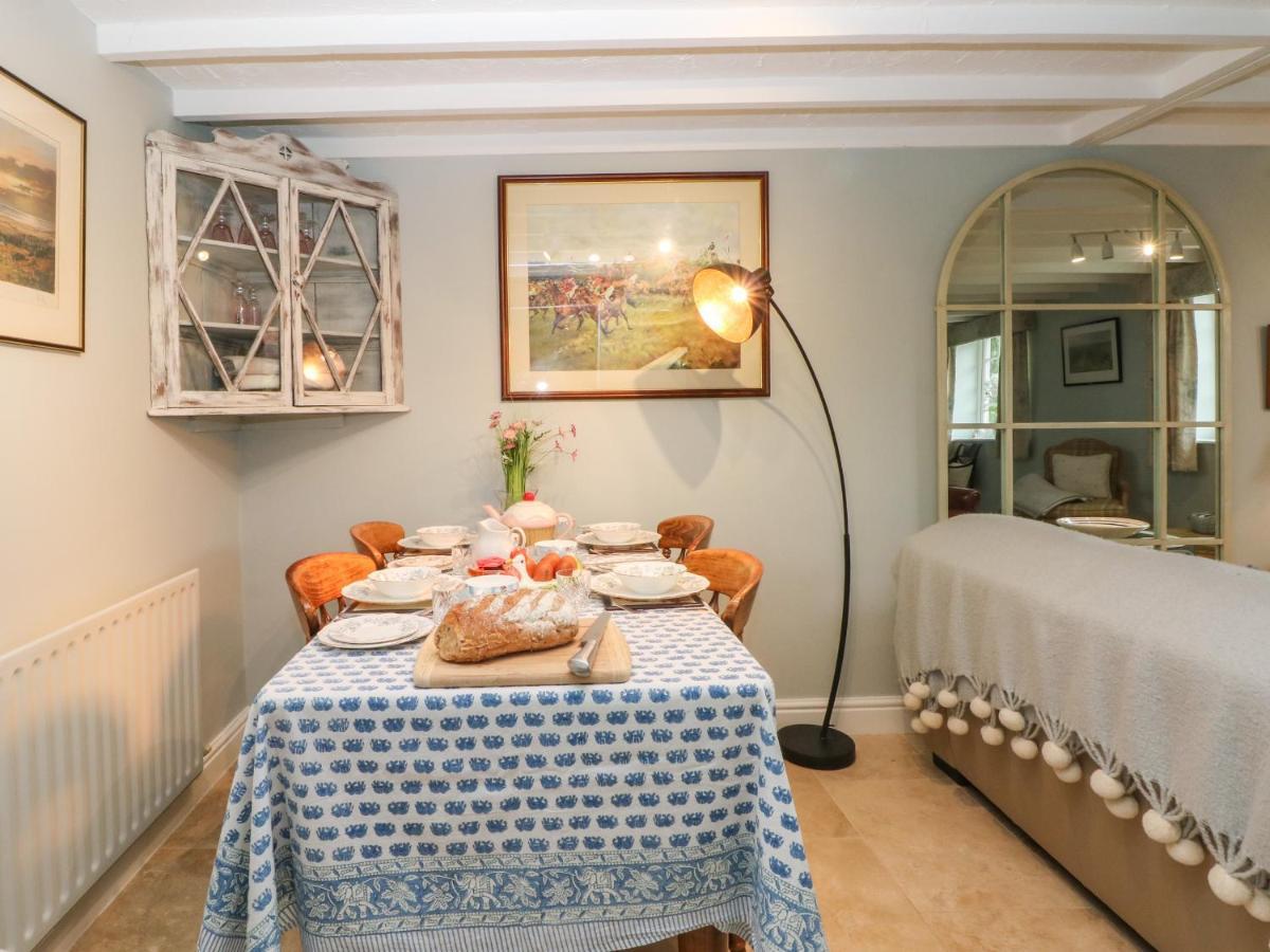 The Blue House Villa Malpas  Екстериор снимка